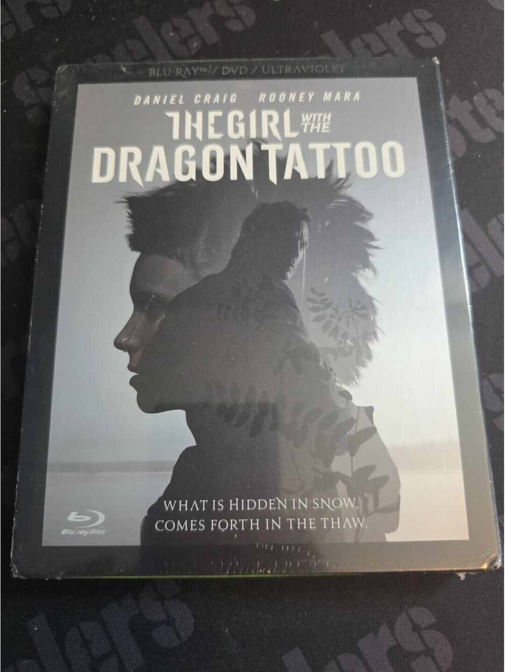 The Girl With the Dragon Tattoo (Blu-ray/DVD/Ultraviolet) *Brand New*